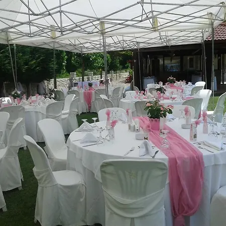 Naiades Guest house Klavsion
