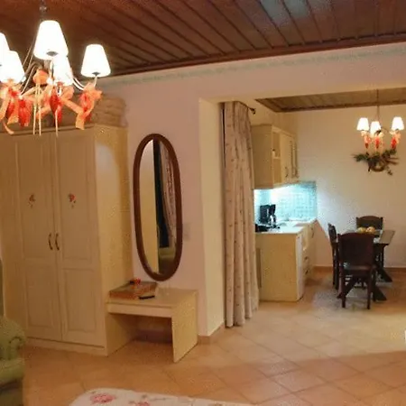 Naiades Casa de hóspedes 3*